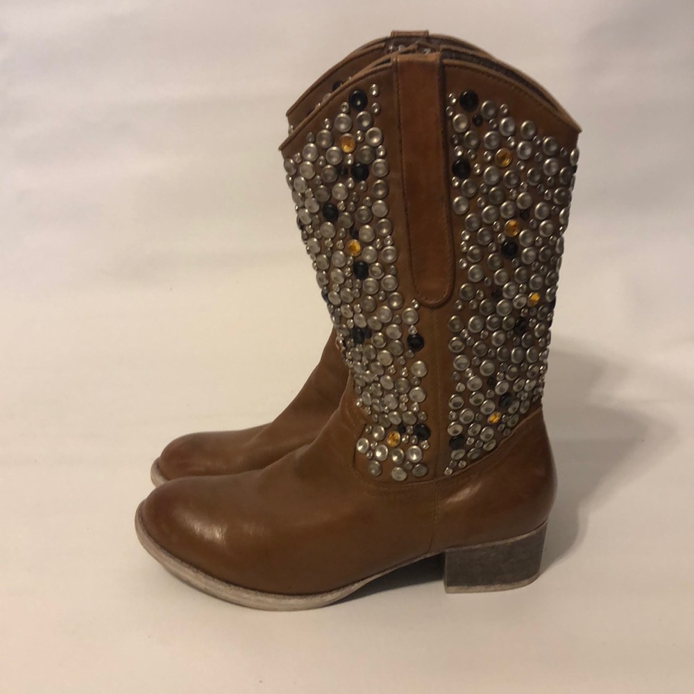 Modern vice embellished cowboy boot